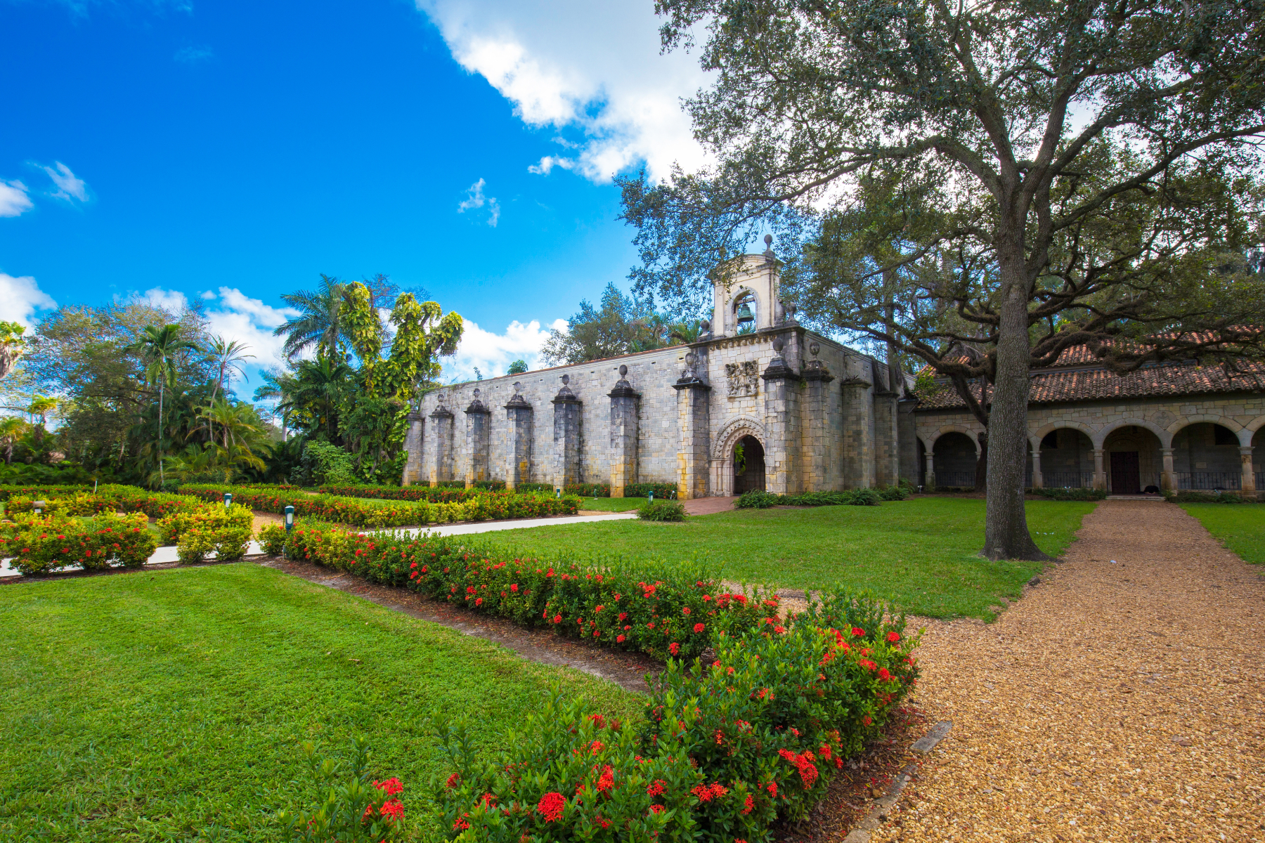 Древний испанский монастырь от Уильяама Херста