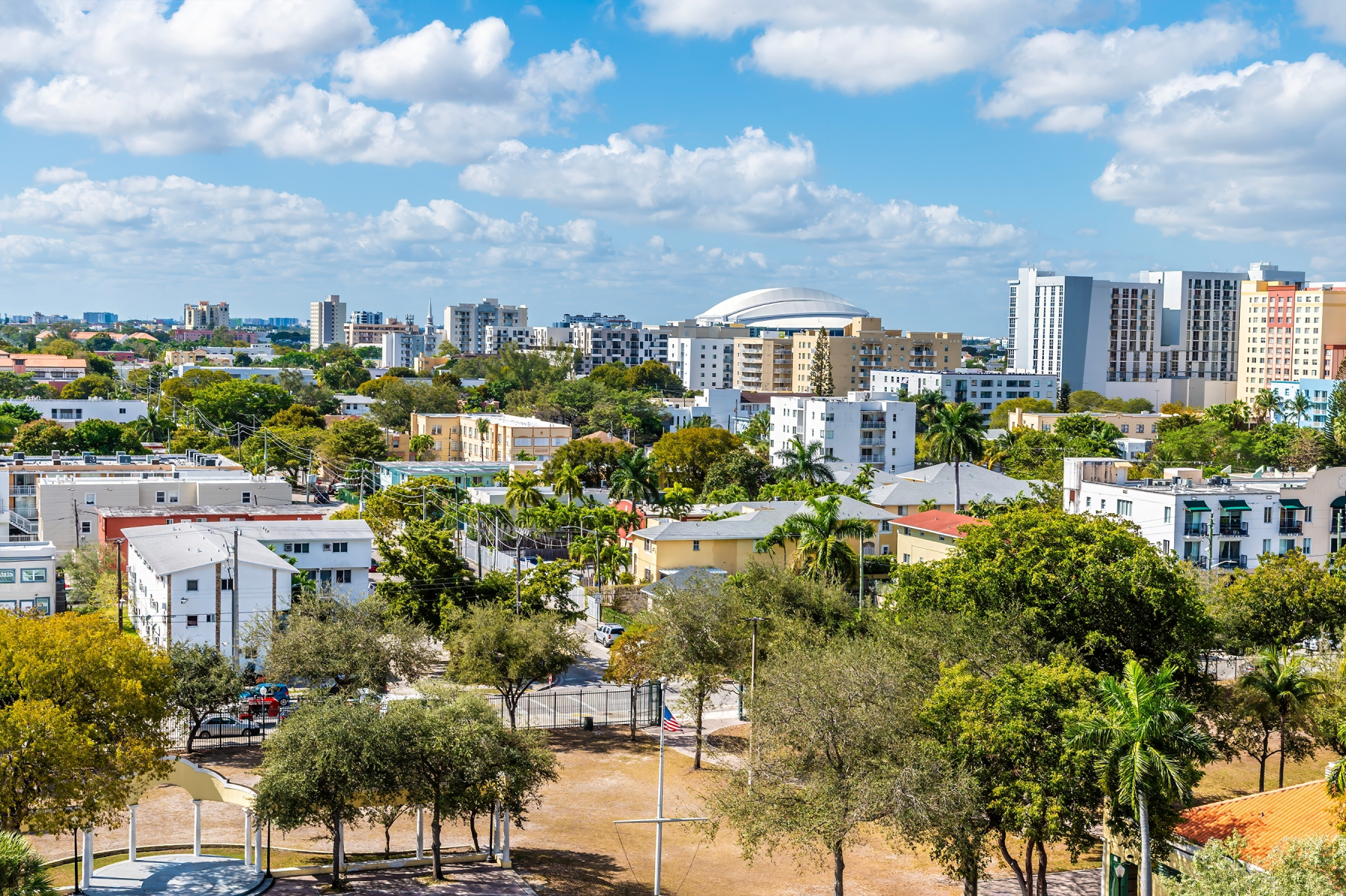 Маленькая Гавана - это латиноамериканский квартал с домиками