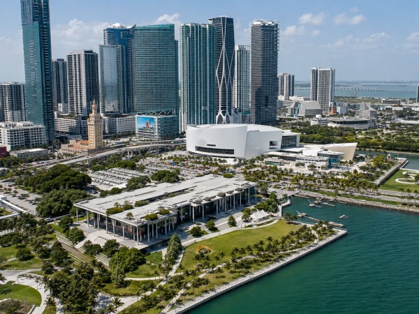 Вид на музеи в Downtown Miami